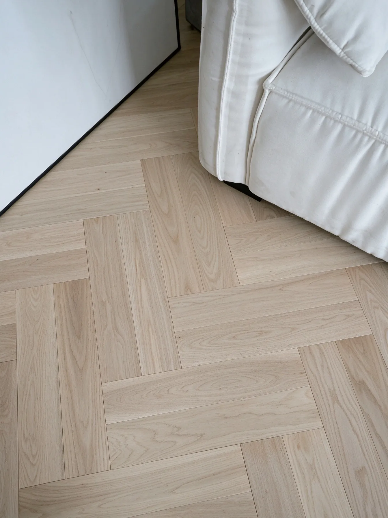 European Oak Herringbone Engineered Wood Flooring