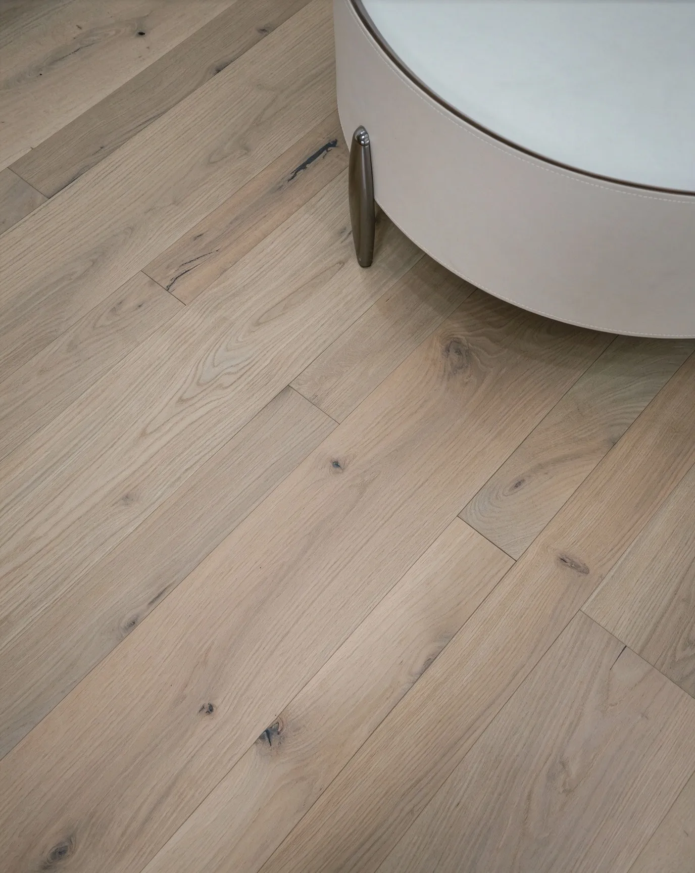 Light European Oak Engineered Wood Flooring