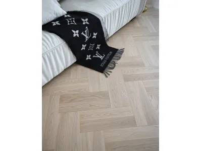 European Oak Herringbone Engineered Wood Flooring