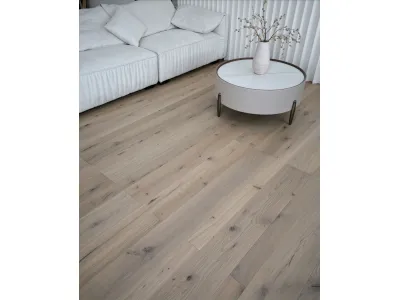 Light European Oak Engineered Wood Flooring